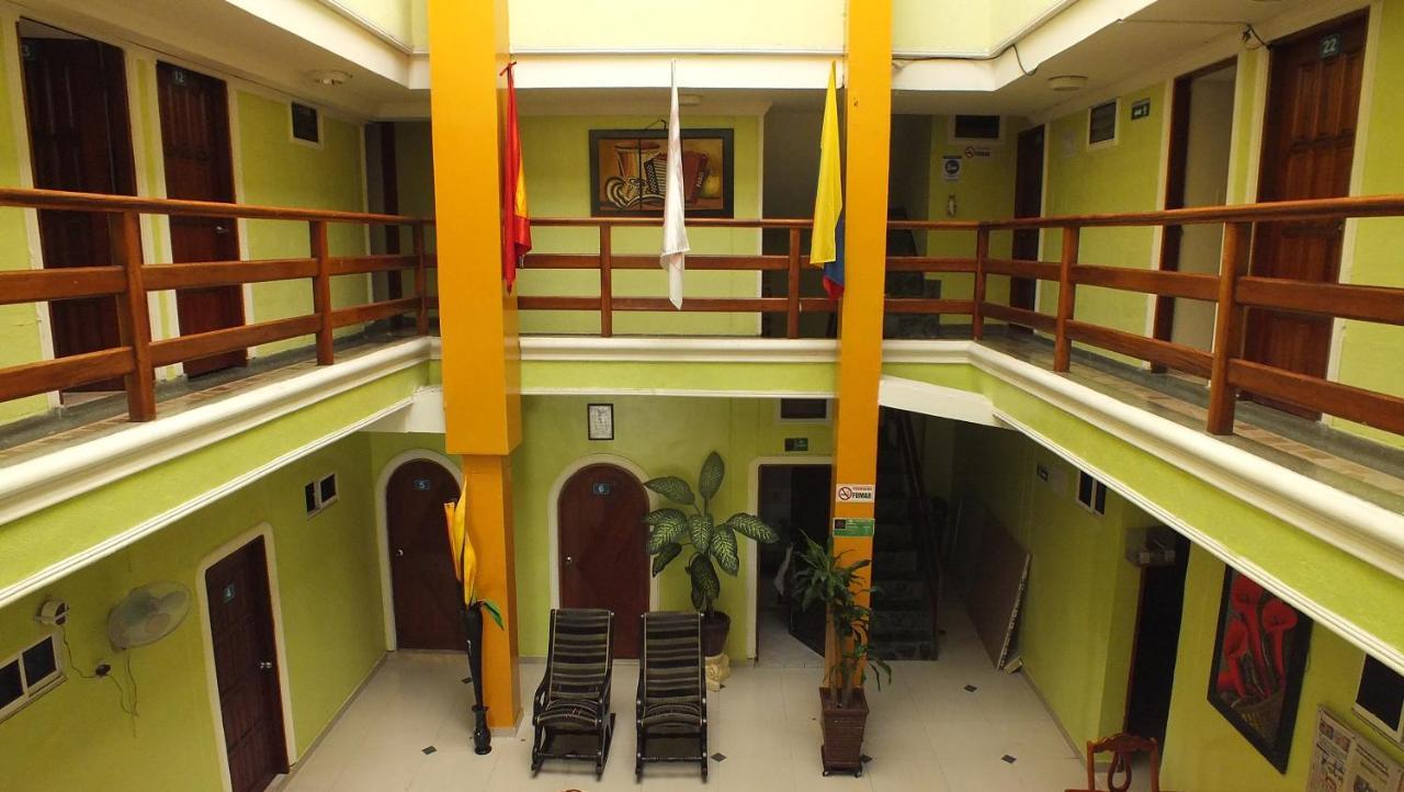Hotel Barranquilla Inn エクステリア 写真