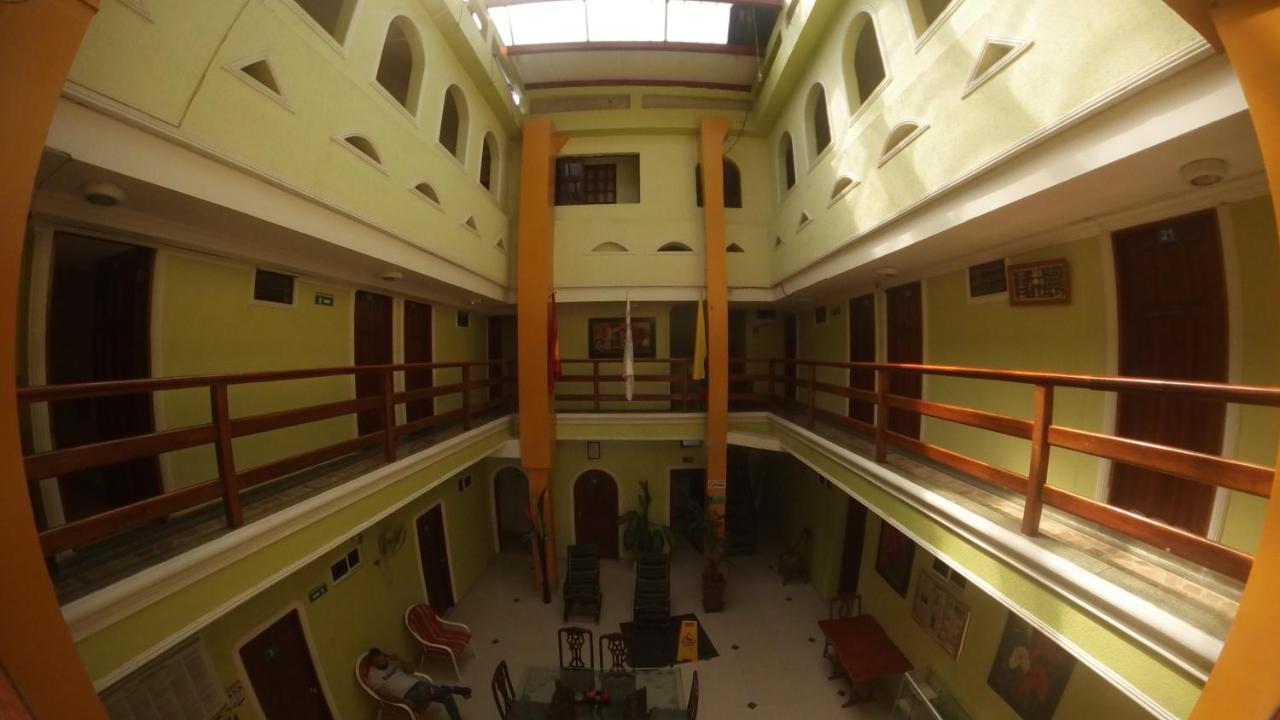 Hotel Barranquilla Inn エクステリア 写真